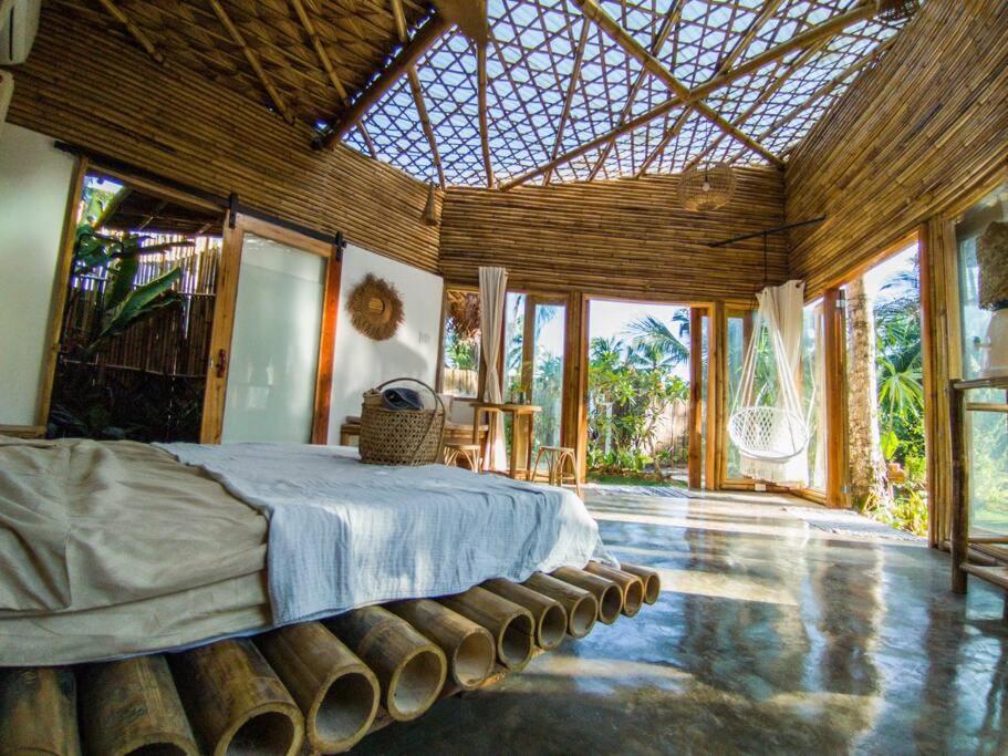 Bamboo House Villa Siargao